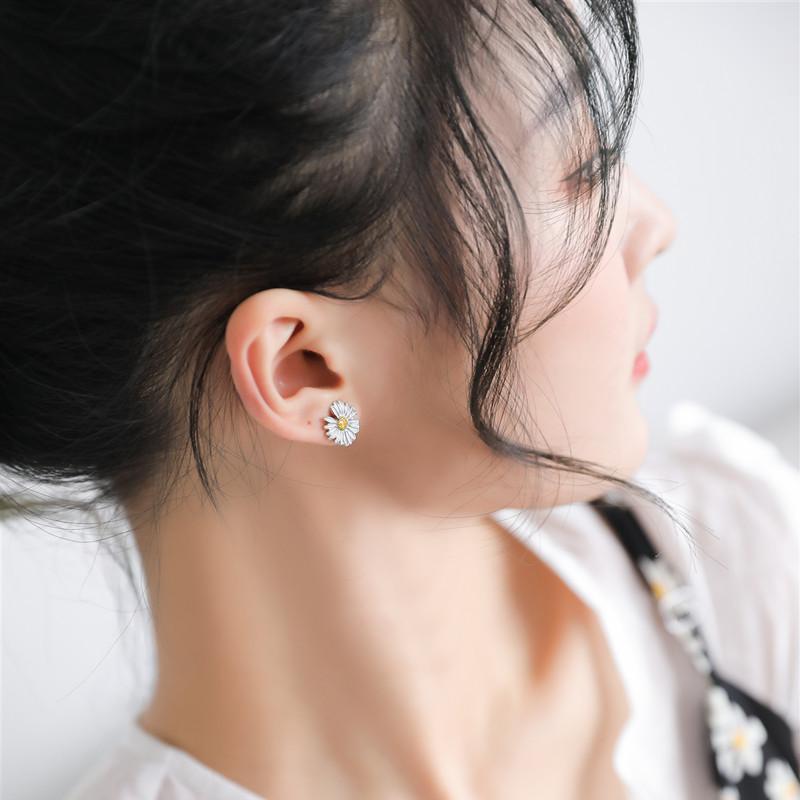 G-Dragon Daisy Earring