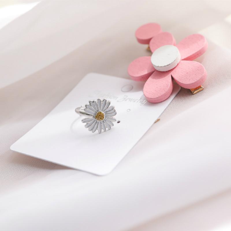 G-Dragon Daisy Ring