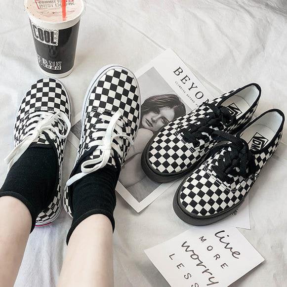 'Checkers' Low Top Sneakers - Totemo Kawaii Shop