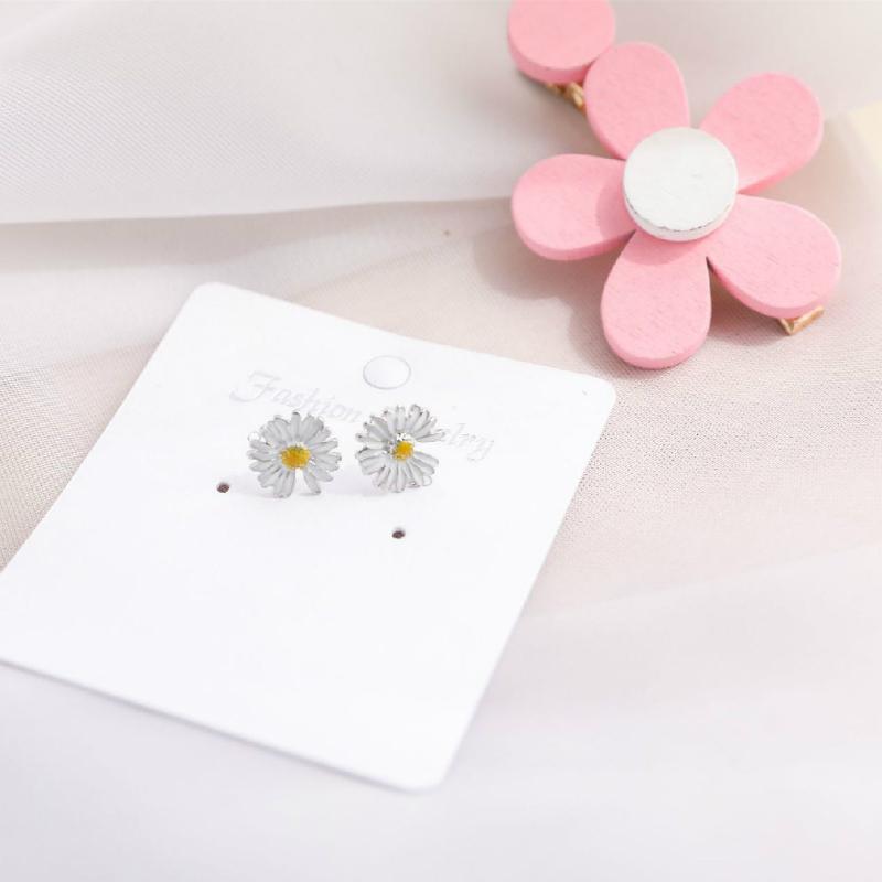 G-Dragon Daisy Earring