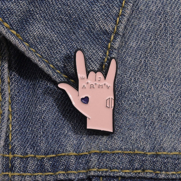 BTS X JUNGKOOK 'I Love You' Finger Badge