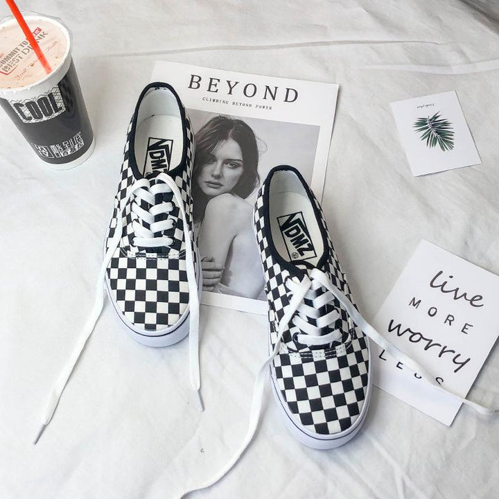 'Checkers' Low Top Sneakers - Totemo Kawaii Shop