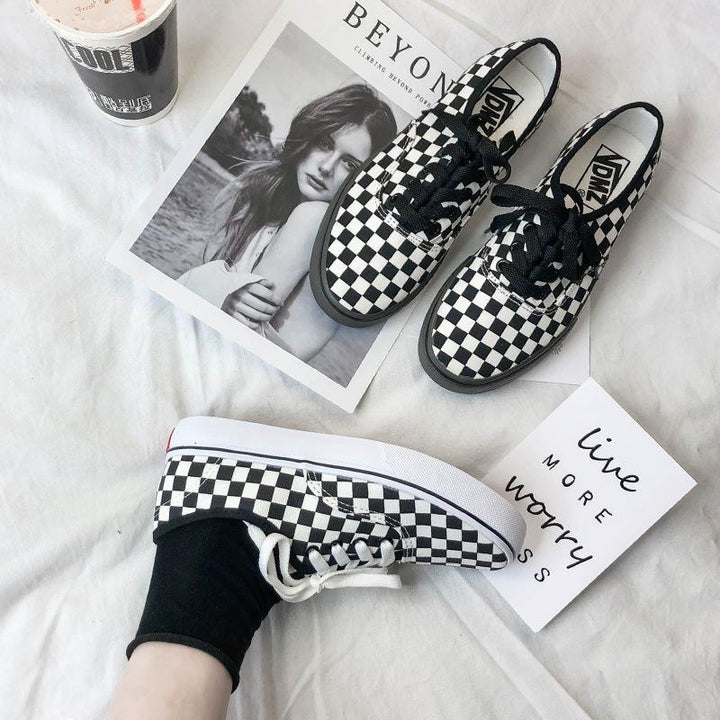 'Checkers' Low Top Sneakers - Totemo Kawaii Shop